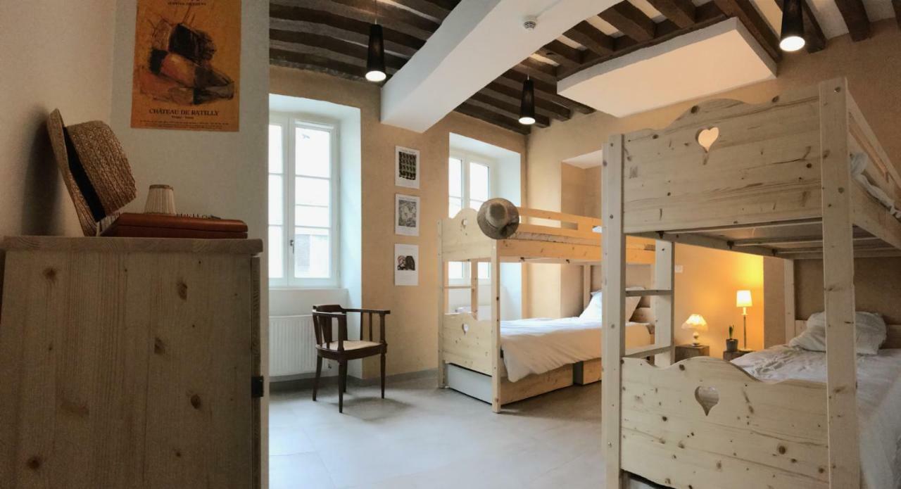 L'Auberge De Treigny Quarto foto